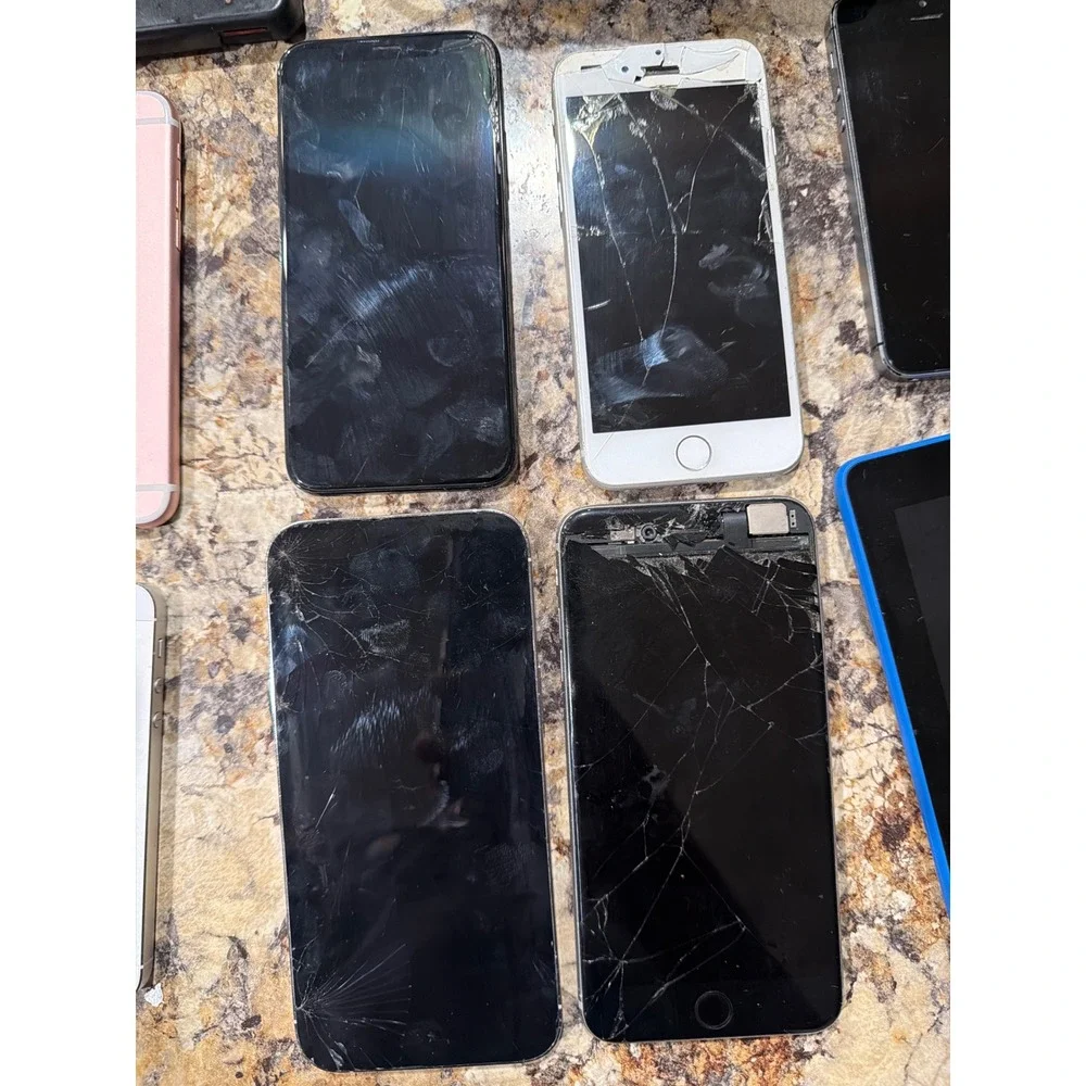 Apple iPhone Lot 13 Pro Max X 8 7 SE Ipod Nikon coolpix s80 Works Vintage tech